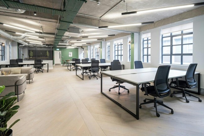 More details for 26-28 Glasshouse Yard, London - Office to Rent