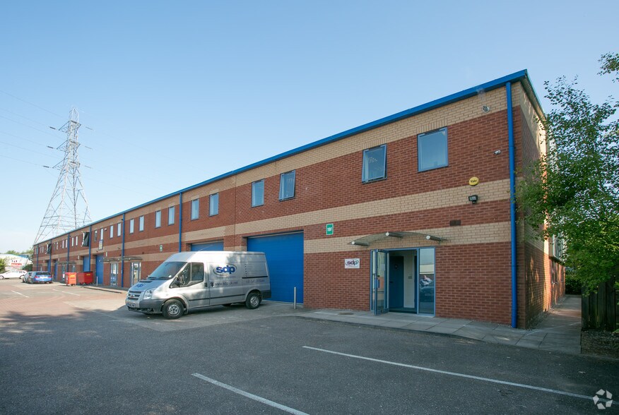Cobbett Rd, Burntwood to rent - Building Photo - Image 2 of 4