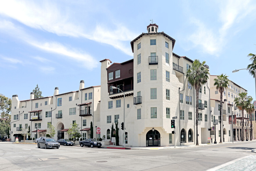 686 E Union St, Pasadena, CA for sale - Building Photo - Image 1 of 1