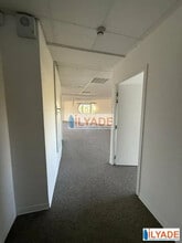 Office in Marseille to rent Interior Photo- Image 2 of 3