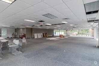 2700 SE S St, Bentonville, AR to rent Interior Photo- Image 2 of 5