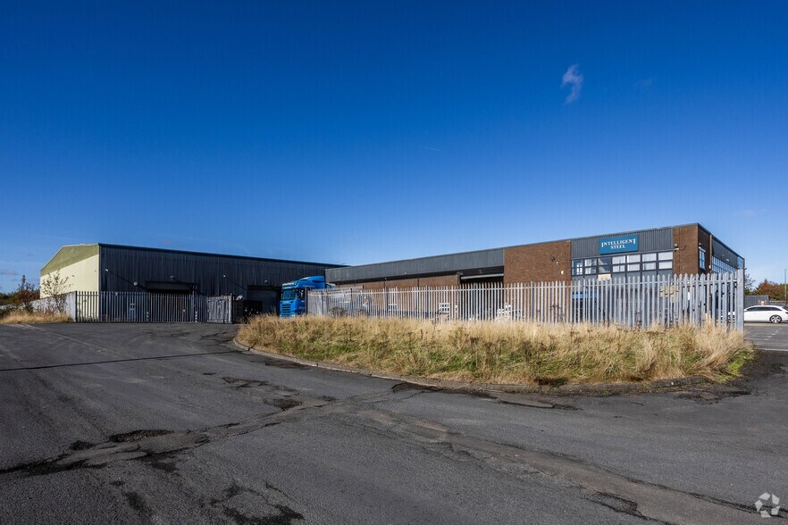 1 Whitehouse Way, Peterlee for sale - Primary Photo - Image 1 of 1