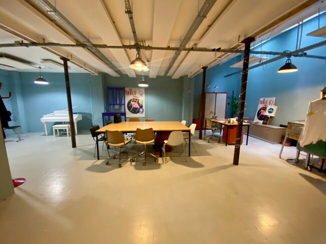 Location Commerce 124 m² à 171 m²