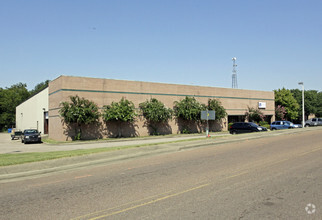 199-211 S Mt. Pleasant Rd, Collierville, TN for sale Primary Photo- Image 1 of 1