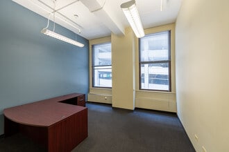 180 N Wabash Ave, Chicago, IL to rent Interior Photo- Image 1 of 7