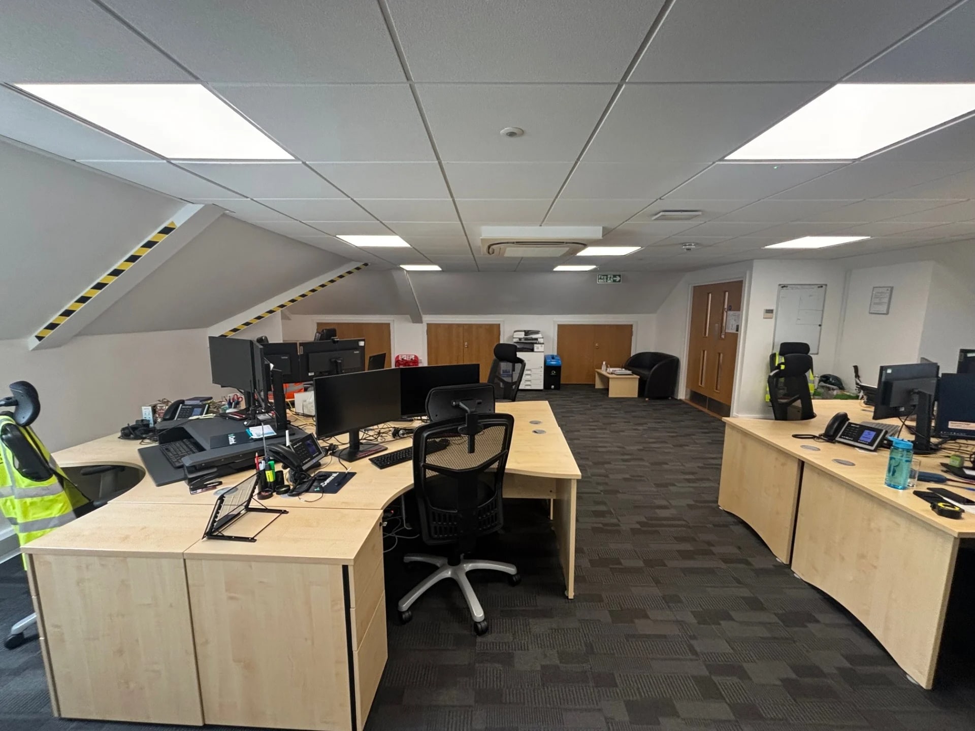 17 Park St, Guernsey to rent Interior Photo- Image 1 of 8