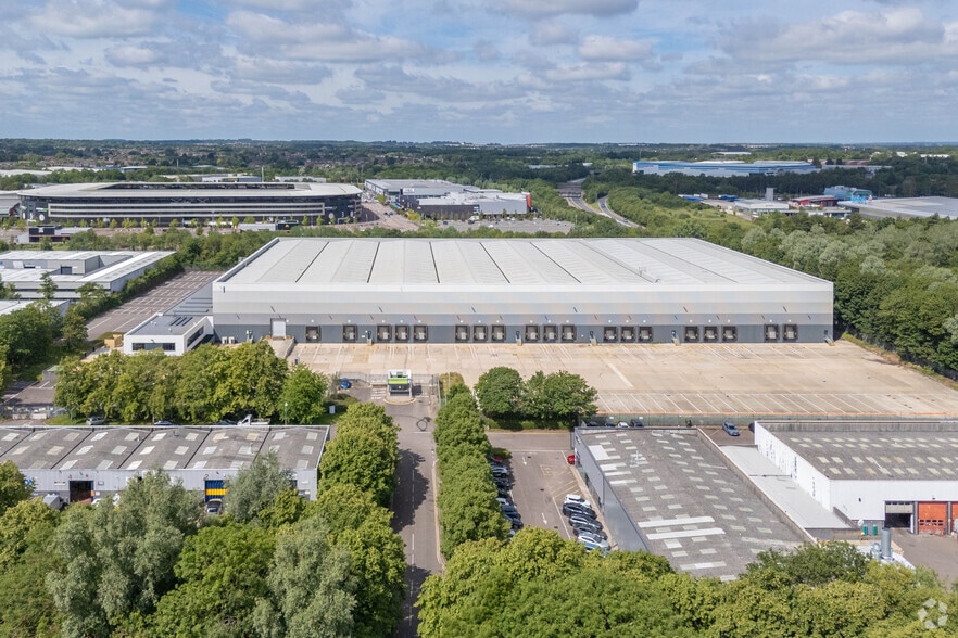 Clarke Rd, Milton Keynes to rent - Aerial - Image 3 of 3