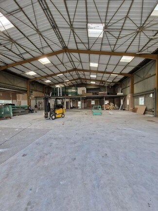 More details for Office, Light Industrial to Rent