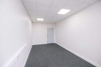 Wesley Sq, Hartlepool to rent Interior Photo- Image 2 of 4