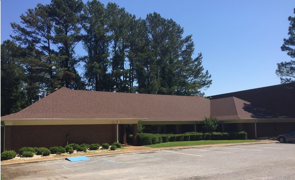 2070 Valleydale Rd, Birmingham, AL for rent - Building Photo - Image 1 of 1