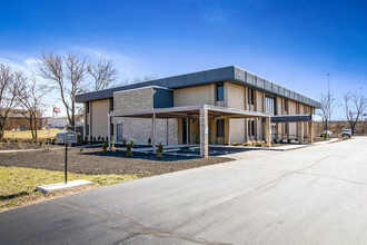 2210 Arbor Blvd, Dayton, OH for rent Building Photo- Image 1 of 5