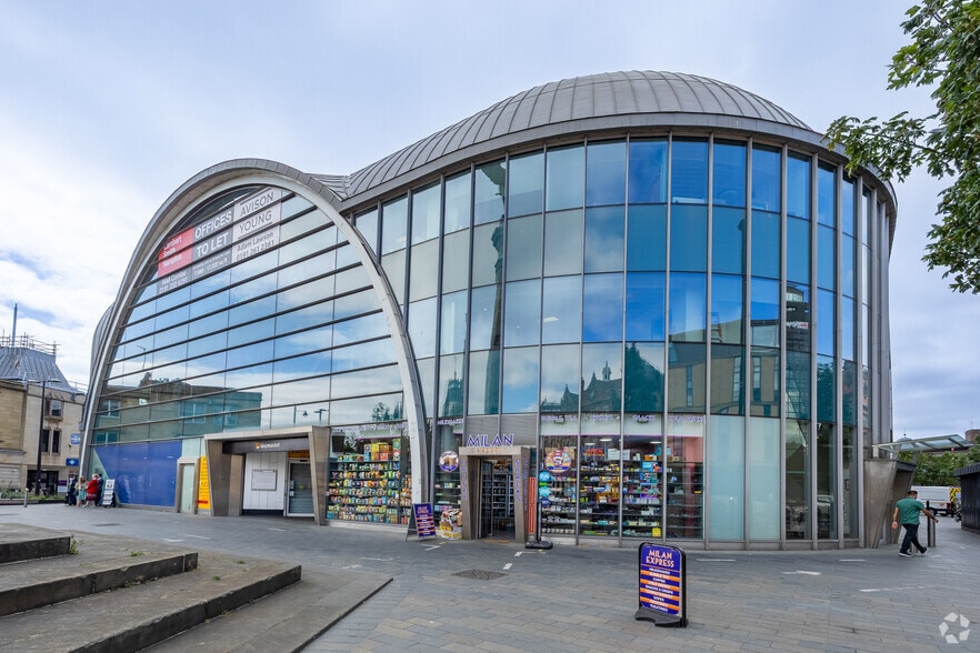 Haymarket, Newcastle Upon Tyne to rent - Building Photo - Image 2 of 2