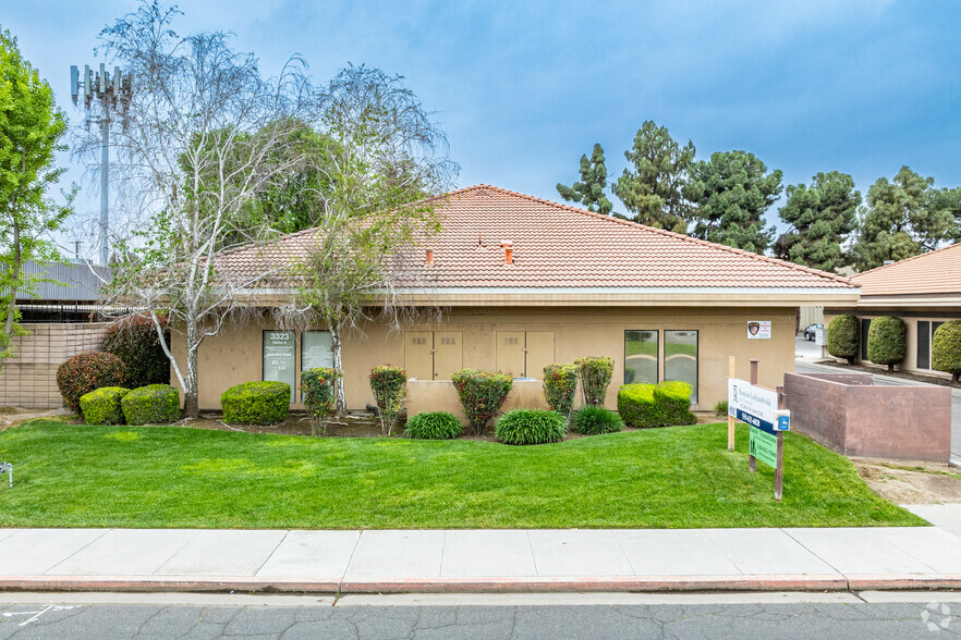 3323 S Fairway St, Visalia, CA for sale - Building Photo - Image 2 of 14