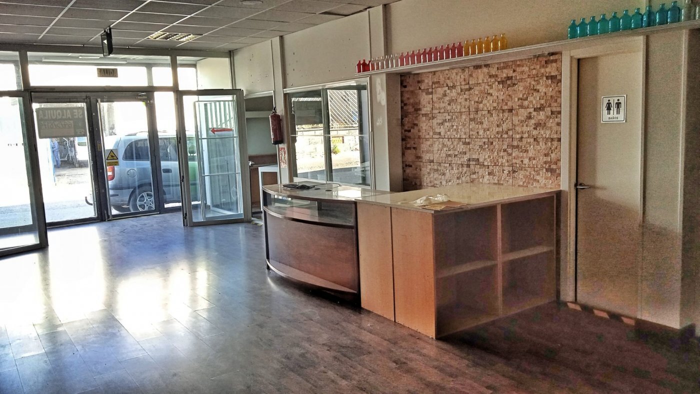 Industrial in Cáceres to rent Building Photo- Image 1 of 7