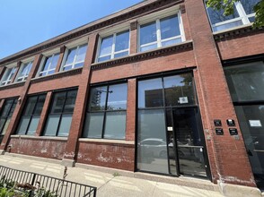 1400-1416 W Fulton St, Chicago, IL for rent Building Photo- Image 1 of 4