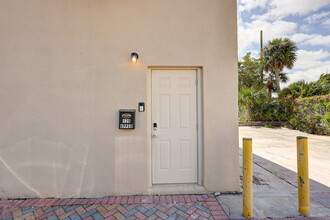 129 N 5th St, Fort Pierce, FL for rent Building Photo- Image 1 of 24