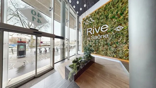 Vente Bureaux 280 m² à 520 m²
