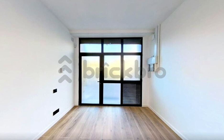 Build-to-Rent in Barcelona, Barcelona for sale - Building Photo - Image 2 of 4