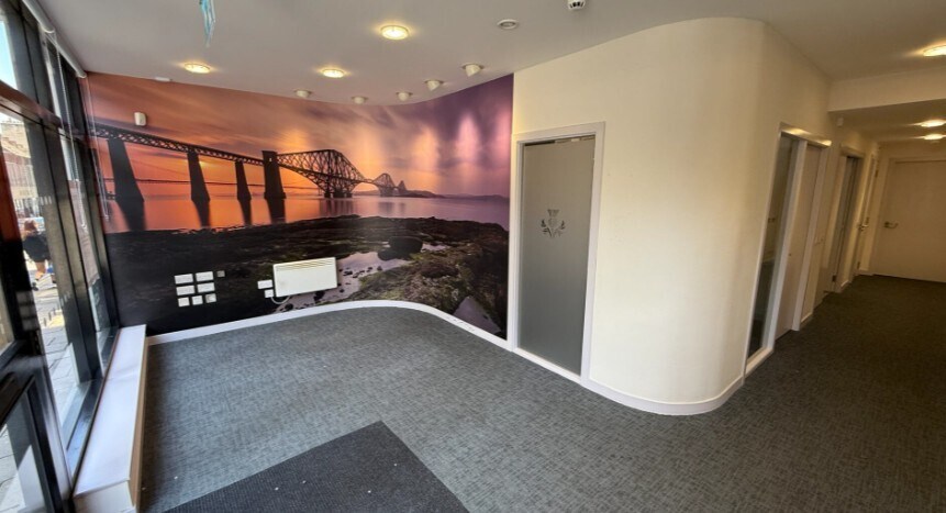 2-4 Bridge St, Dunfermline to rent Interior Photo- Image 1 of 3