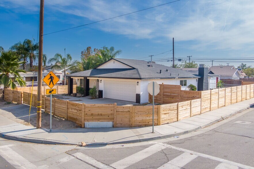 1301 E Planz Rd, Bakersfield 93307 Residential for Sale UK