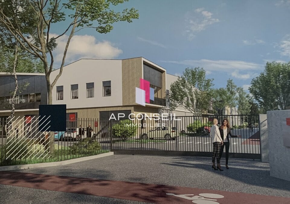 Light Industrial in Plaisir for sale Building Photo- Image 1 of 5