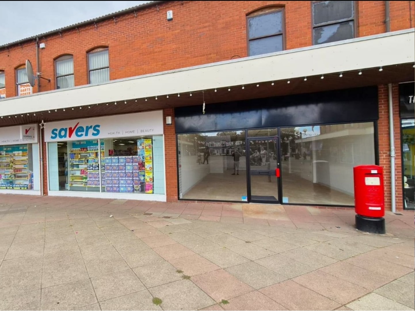 Moor St, Brierley Hill to rent Building Photo- Image 1 of 3