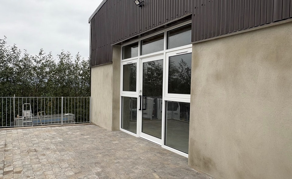 252 Hillhall Rd, Lisburn to rent - Building Photo - Image 2 of 5