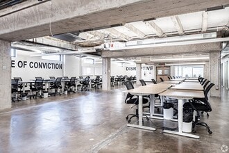 209 W 9th St, Austin, TX to rent Interior Photo- Image 2 of 14