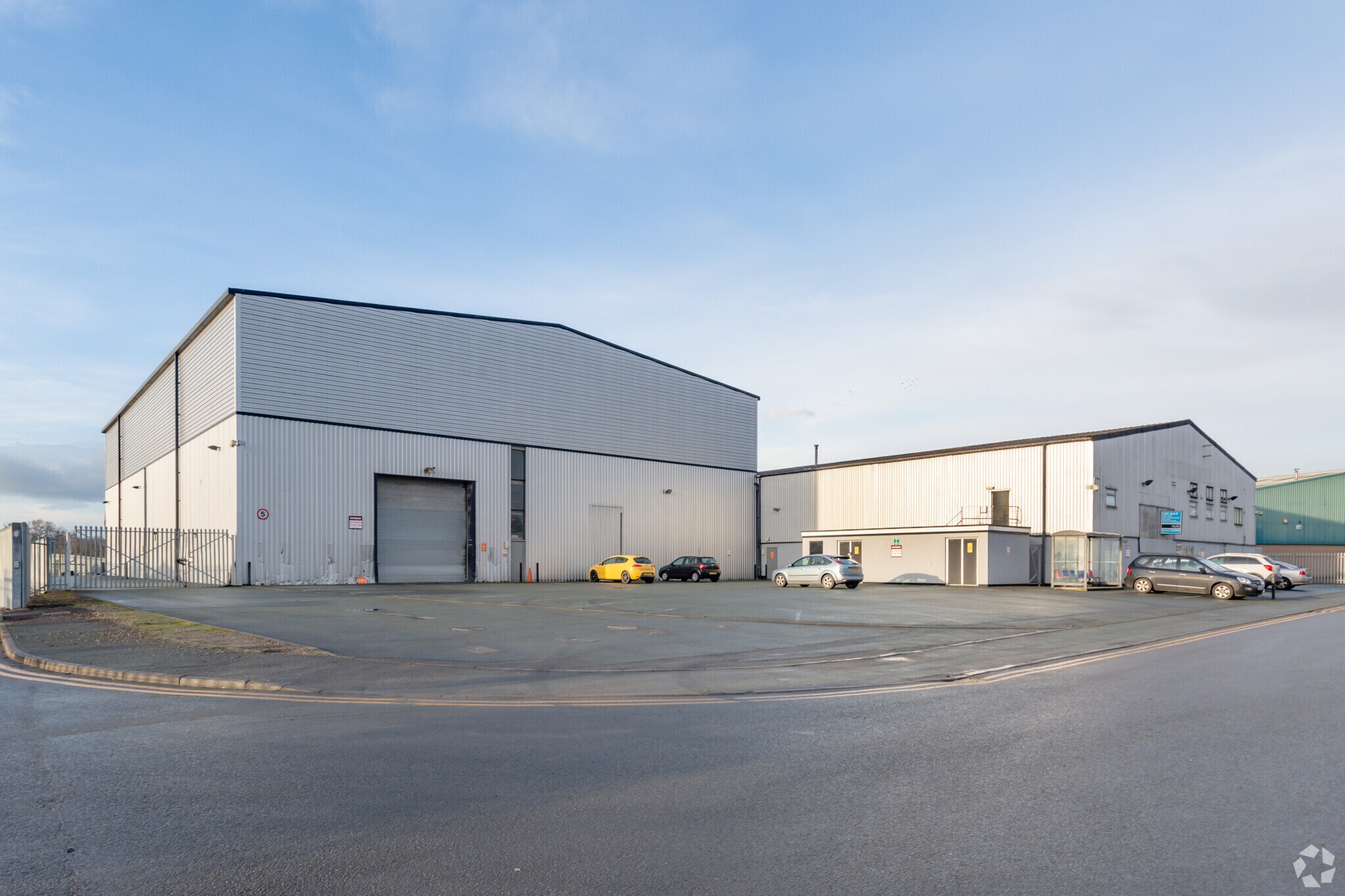 Maesbury Rd, Oswestry for sale Primary Photo- Image 1 of 1