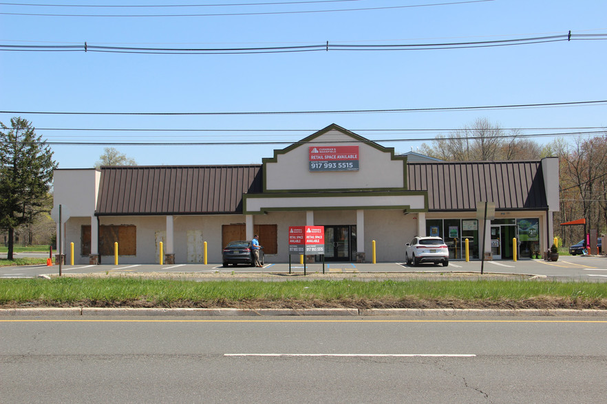 330 US Highway 9, Manalapan, NJ for sale - Primary Photo - Image 1 of 1