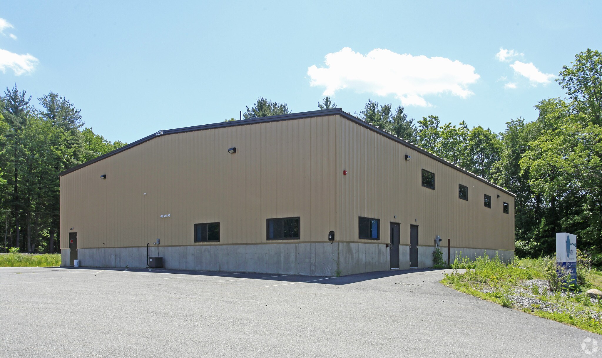 89-99 Crawford St, Leominster, MA for sale Primary Photo- Image 1 of 1