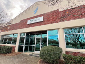 136 Corporate Park Dr, Mooresville, NC for rent Building Photo- Image 1 of 18