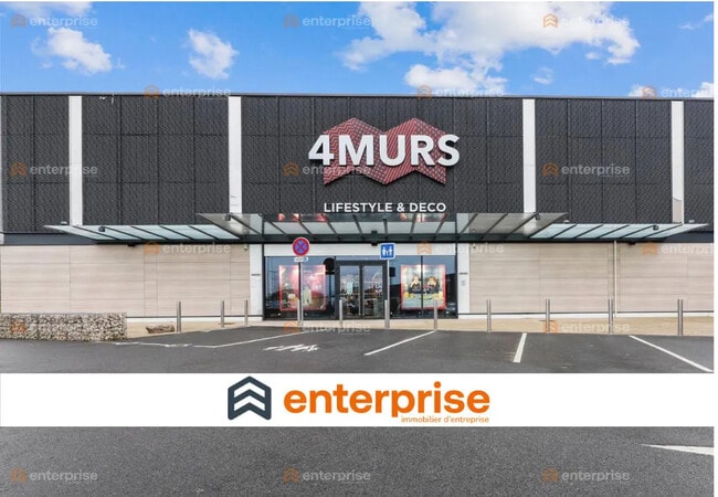 Location Commerce 915 m²