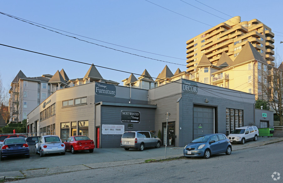 131 11th St, New Westminster, BC for sale - Primary Photo - Image 1 of 1