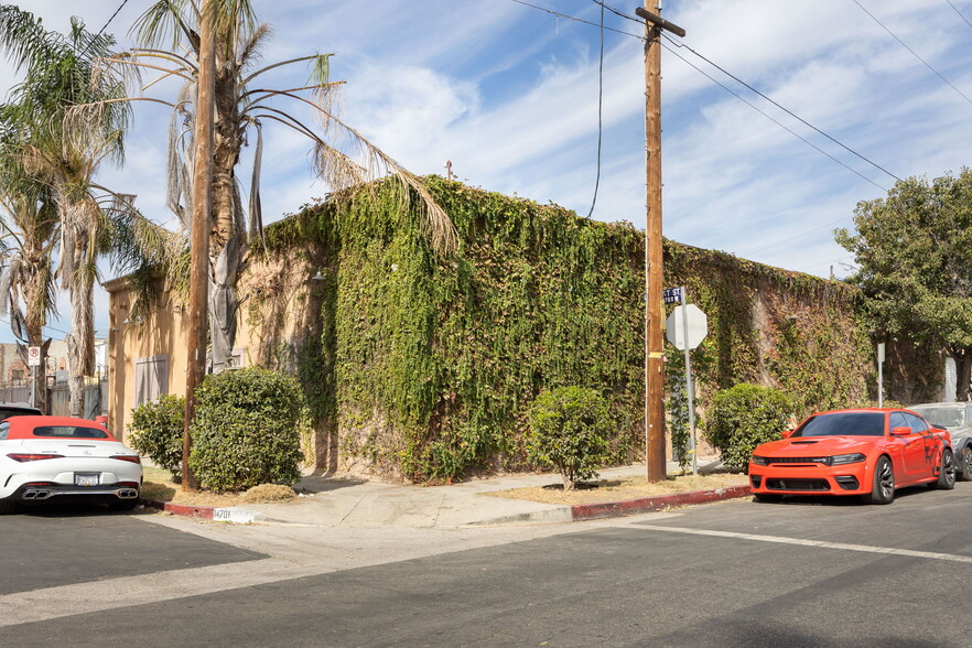 14701 Calvert St, Van Nuys, CA for sale - Building Photo - Image 1 of 27