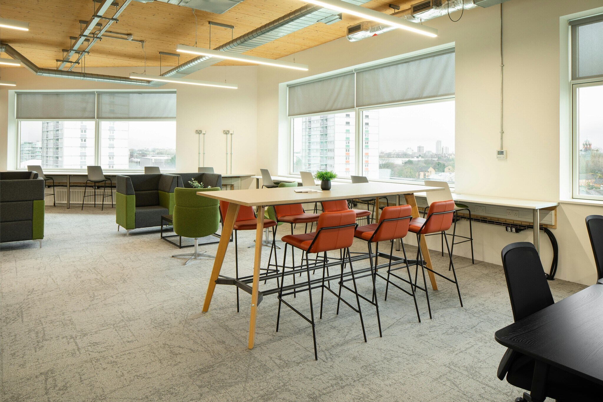 1 Danes Yard, London for sale Interior Photo- Image 1 of 1