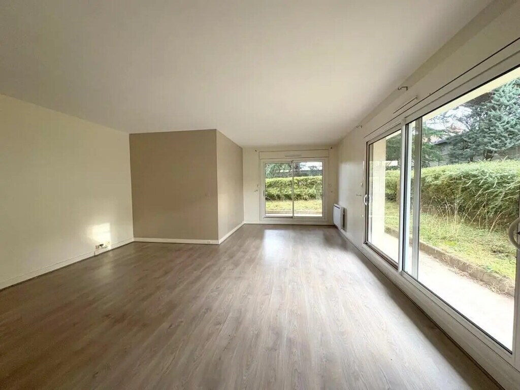 Vente Bureaux 106 m² - Photo 1