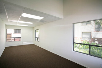 4476 Market St, Ventura, CA for rent Building Photo- Image 1 of 23