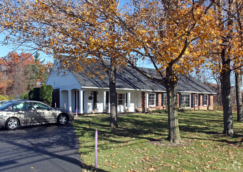 10100 Main St, Clarence, NY for sale - Primary Photo - Image 1 of 1