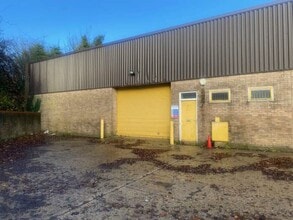 North Way, Andover to rent Building Photo- Image 1 of 1