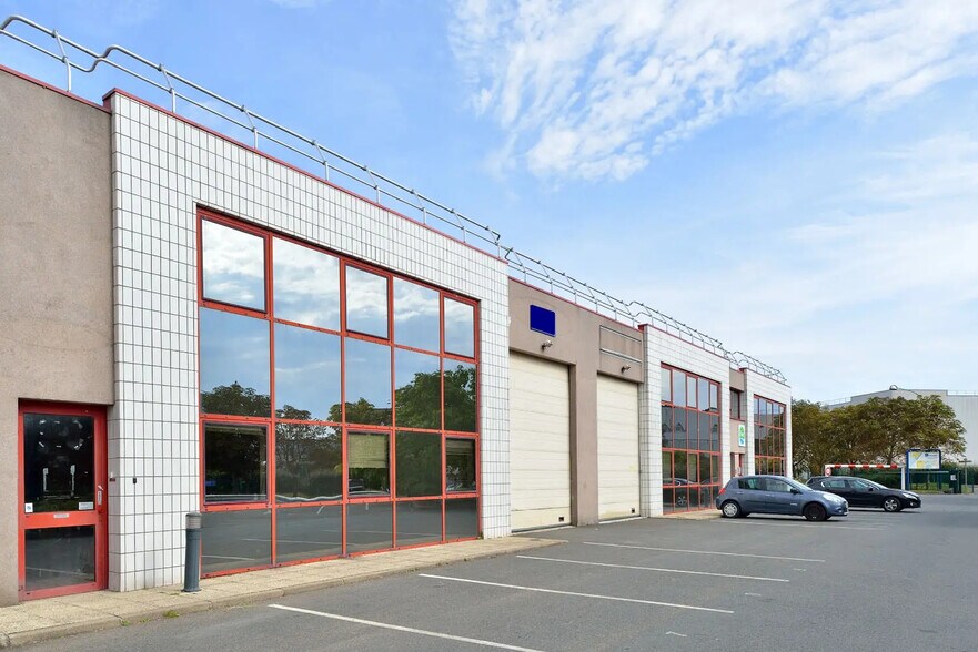 37 Avenue Du Gros Chêne, Herblay-sur-Seine to rent - Building Photo - Image 3 of 7