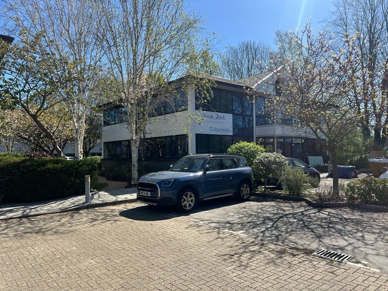 Whittle Ave, Fareham for sale - Building Photo - Image 3 of 4