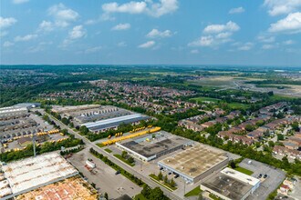 475 Edward Ave, Richmond Hill, ON - AERIAL  map view