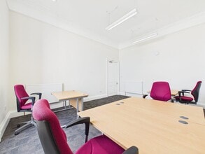 141-143 High St, Elgin to rent Interior Photo- Image 1 of 10