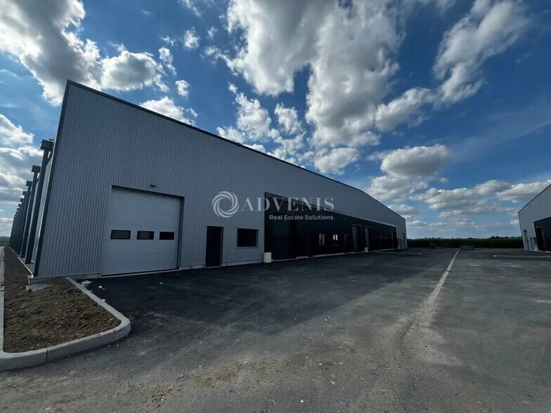 Light Industrial in Fegersheim to rent - Building Photo - Image 3 of 7