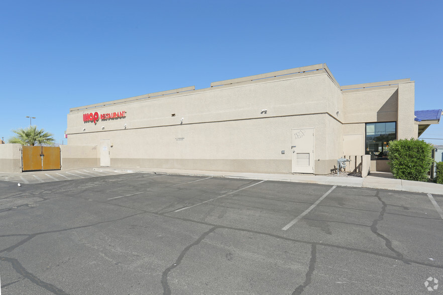 4860 Boulder Hwy, Las Vegas, NV for rent - Building Photo - Image 3 of 11