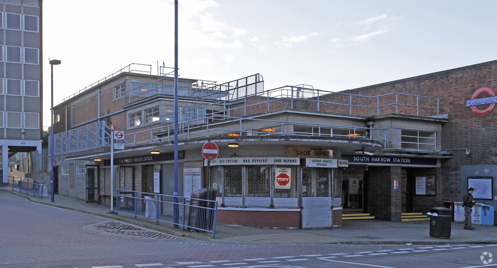 221 Northolt Rd, Harrow for sale - Primary Photo - Image 1 of 1