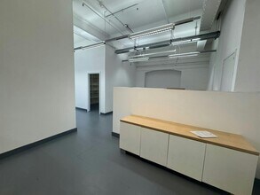 33 Greenwood Pl, London to rent Interior Photo- Image 2 of 6