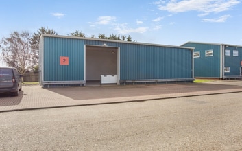 4-7 Slippery Gowt Lane, Wyberton to rent Building Photo- Image 1 of 4