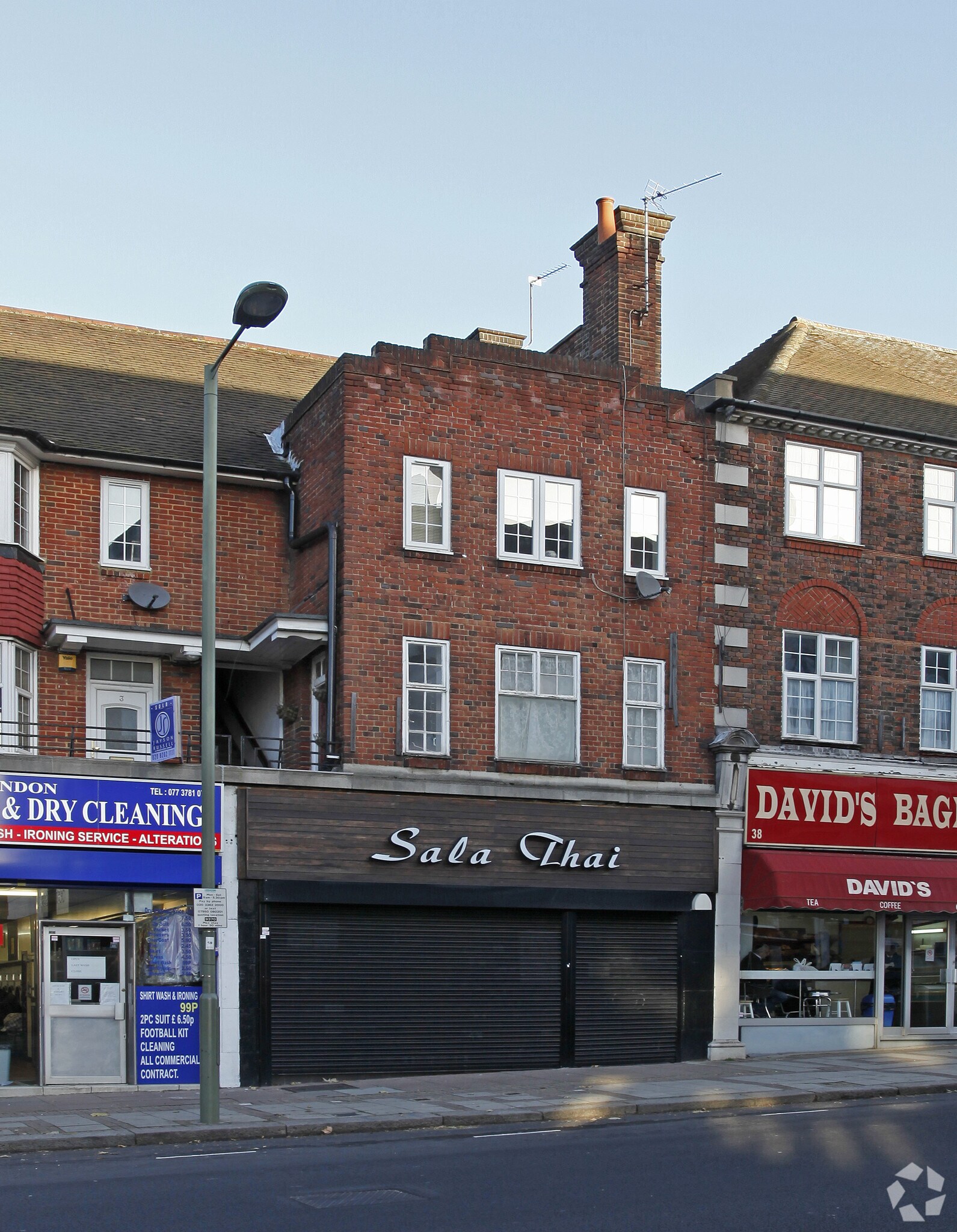 40 Vivian Ave, London for sale Primary Photo- Image 1 of 1